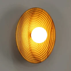 Aplique de diseño en madera