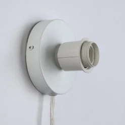Aplique de mimbre con enchufe 