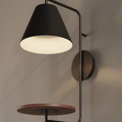 Aplique de pared con estante de apoyo
