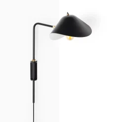 Aplique de pared de diseño con enchufe 