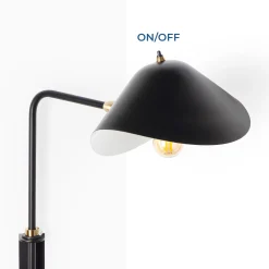 Aplique de pared de diseño con enchufe 