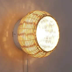 Aplique de pared de mimbre