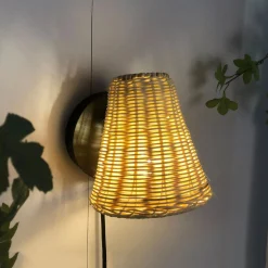 Aplique de pared de mimbre