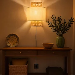 Aplique de pared de mimbre y tela 
