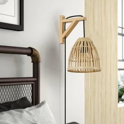 Aplique de pared en madera con pantalla de bambú