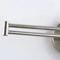 Aplique de pared extensible con enchufe