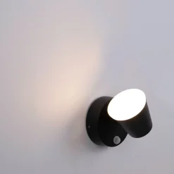 Aplique de pared exterior con sensor PIR  
