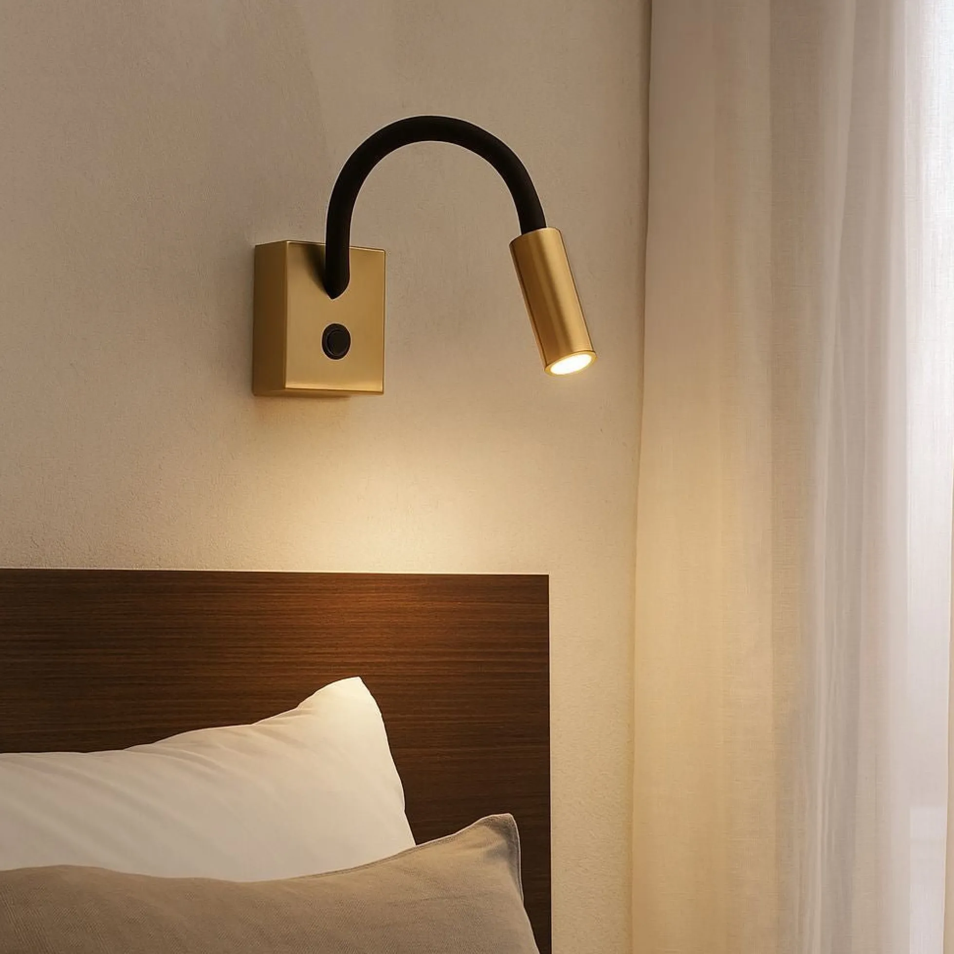 Aplique de pared flexible para lectura "Hale" - 3W