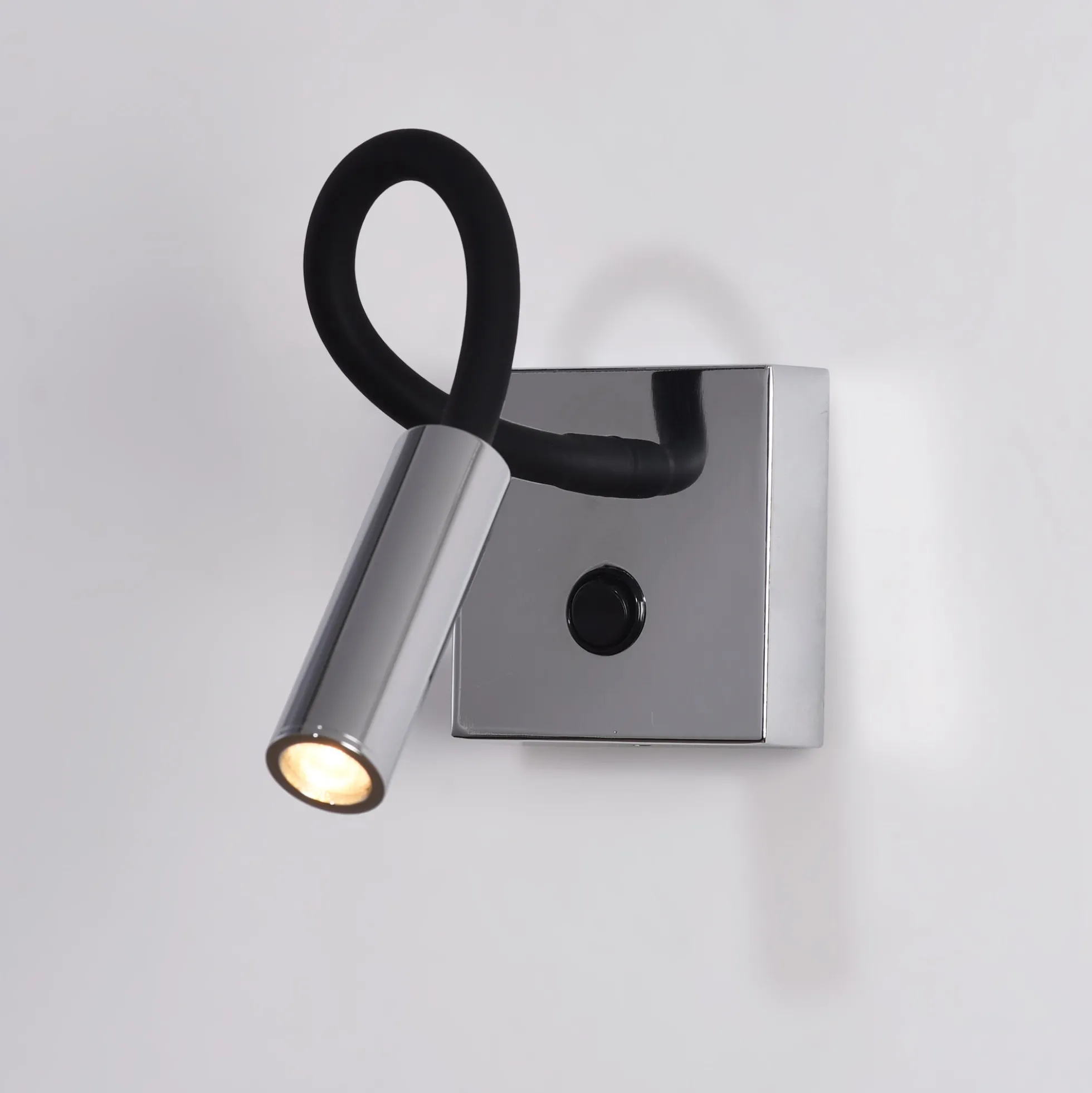 Aplique de pared flexible para lectura "Hale" - 3W