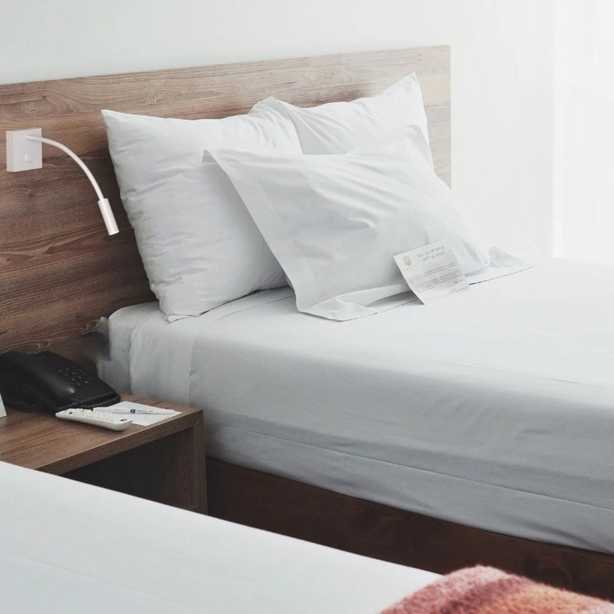 Aplique de pared flexible para lectura "Hale" - 3W