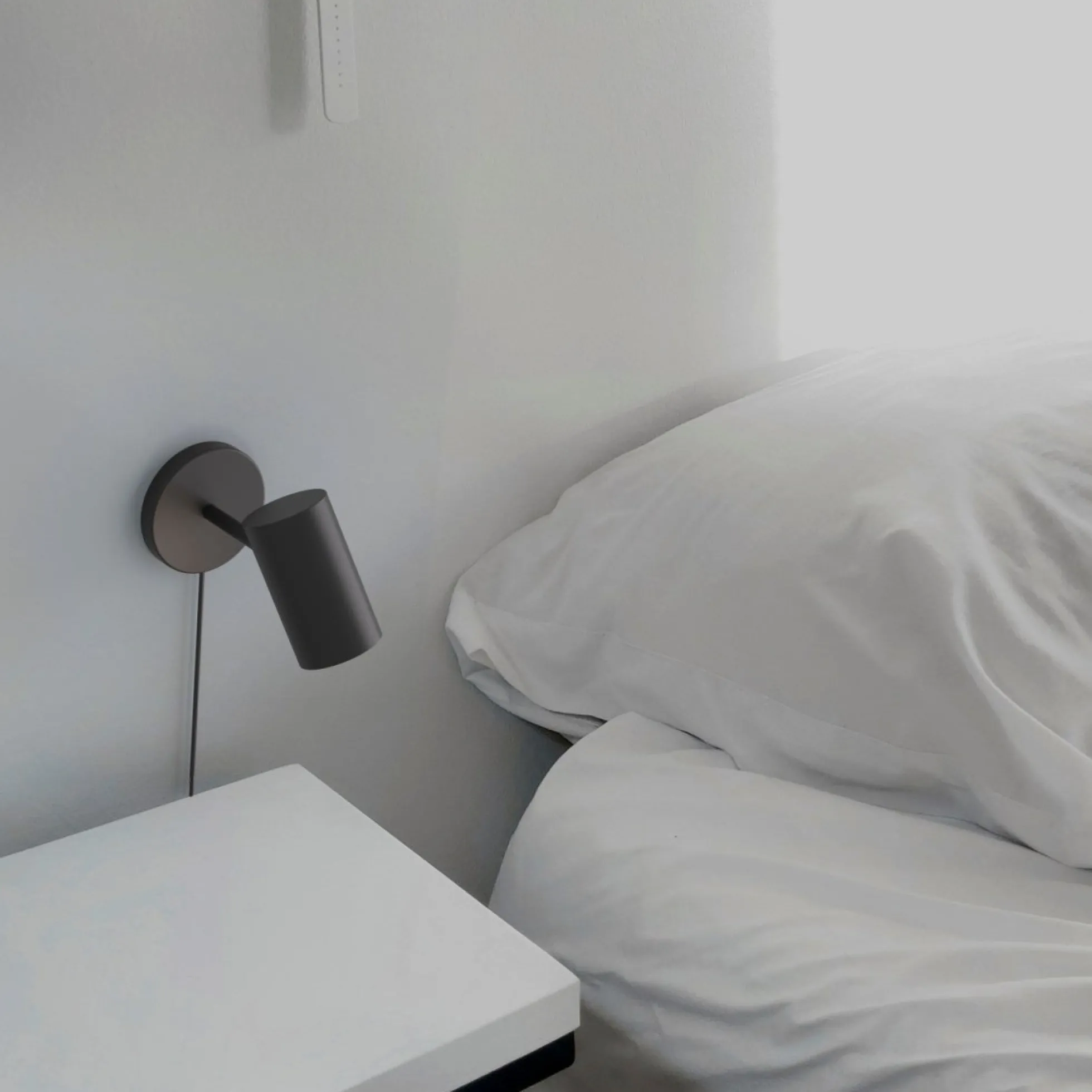 Aplique de pared interior orientable "Ben" con cable y enchufe - E27
