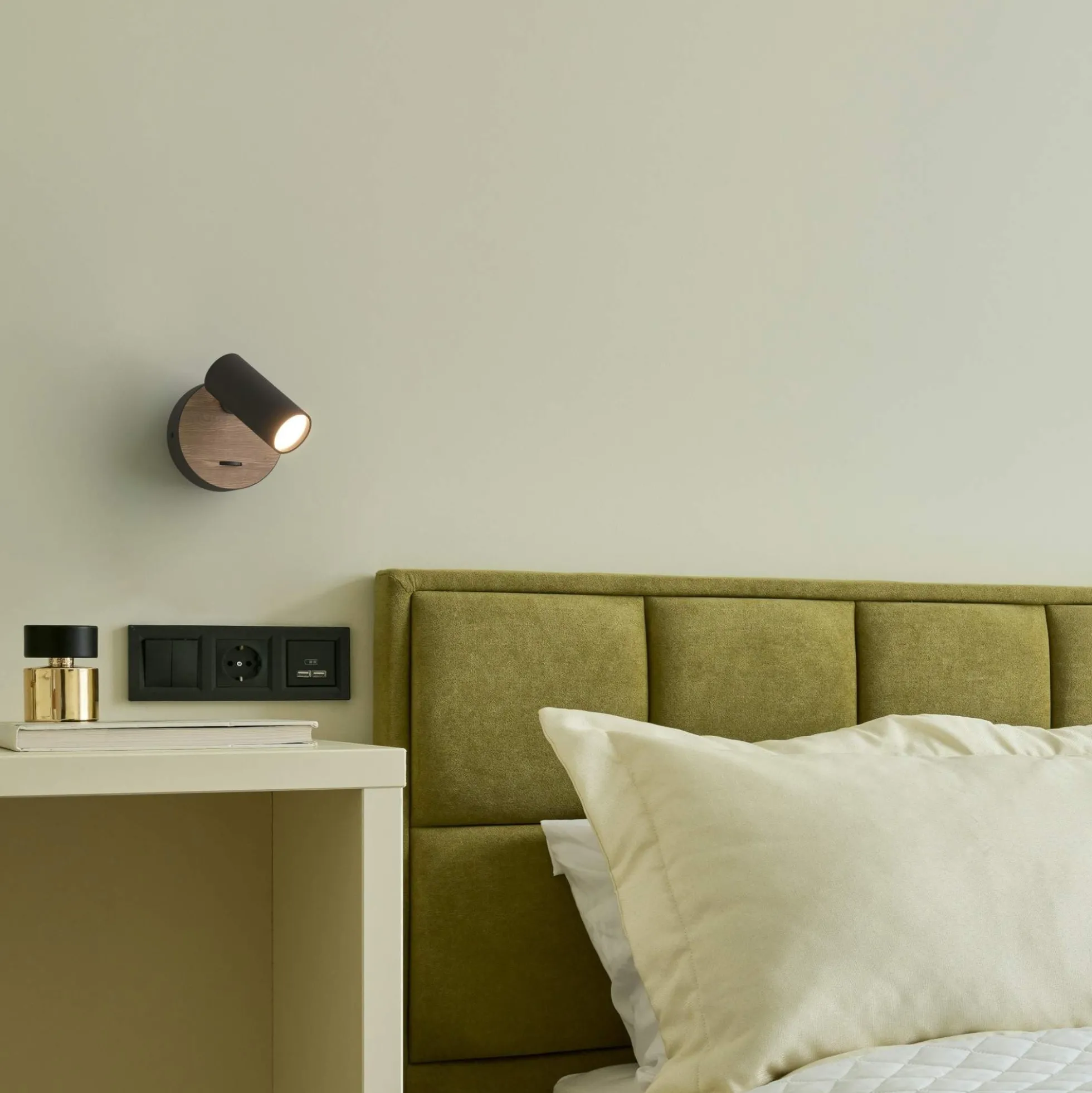 Aplique de pared interior "VILSA" - Orientable - GU10