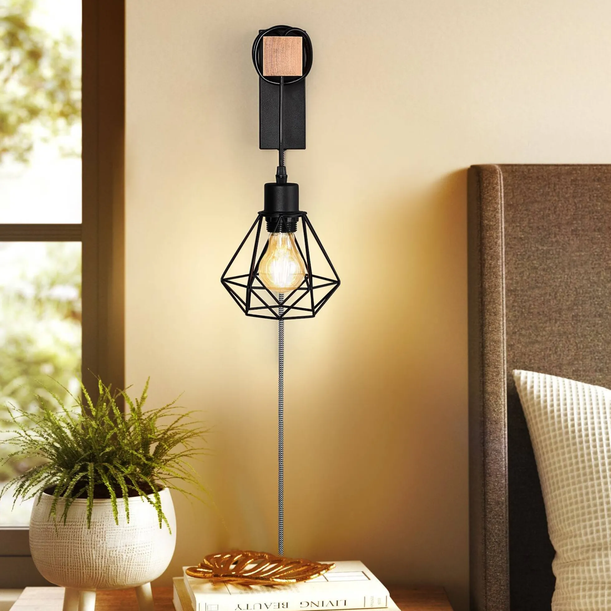 Aplique de pared jaula con cable y enchufe "RODEN"