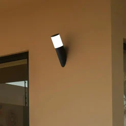 Aplique de pared LED inclinado FUMAGALLI 