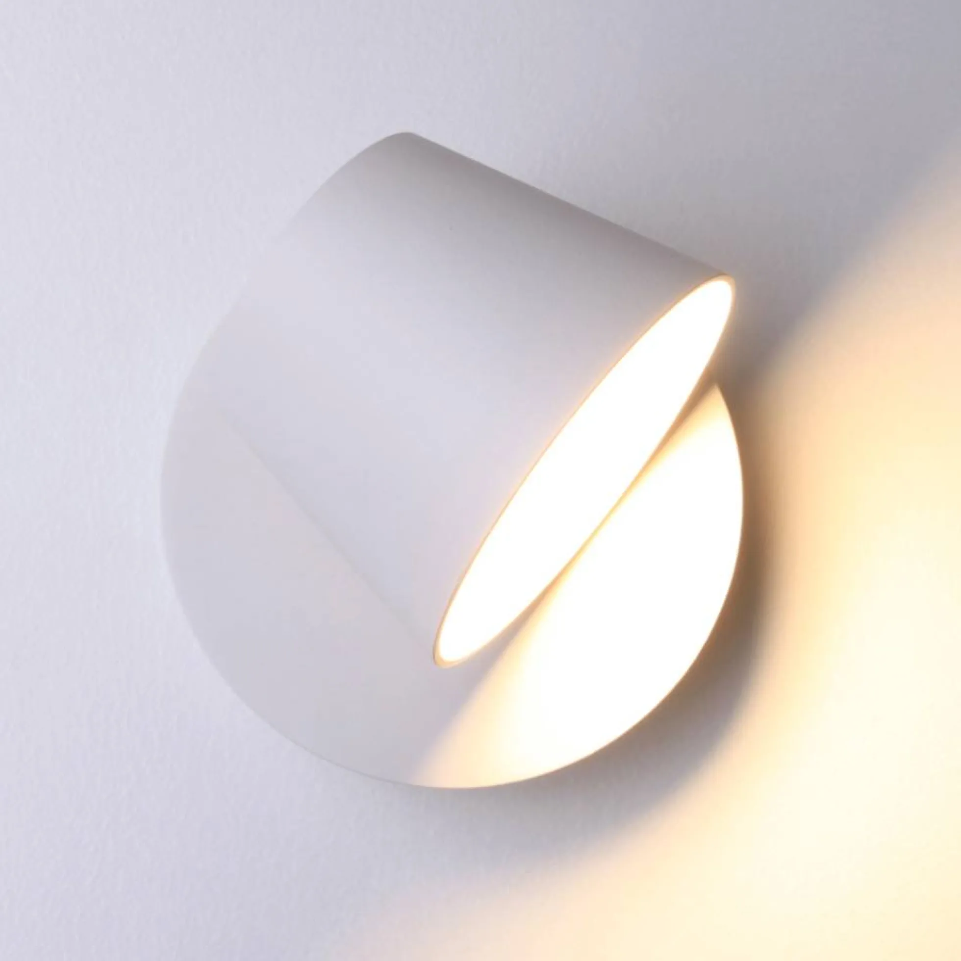 Aplique de pared LED "KOP" orientable 6W