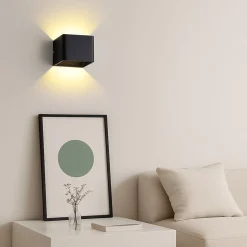 Aplique de pared LED "KUUTIO" 6W 529 lumens