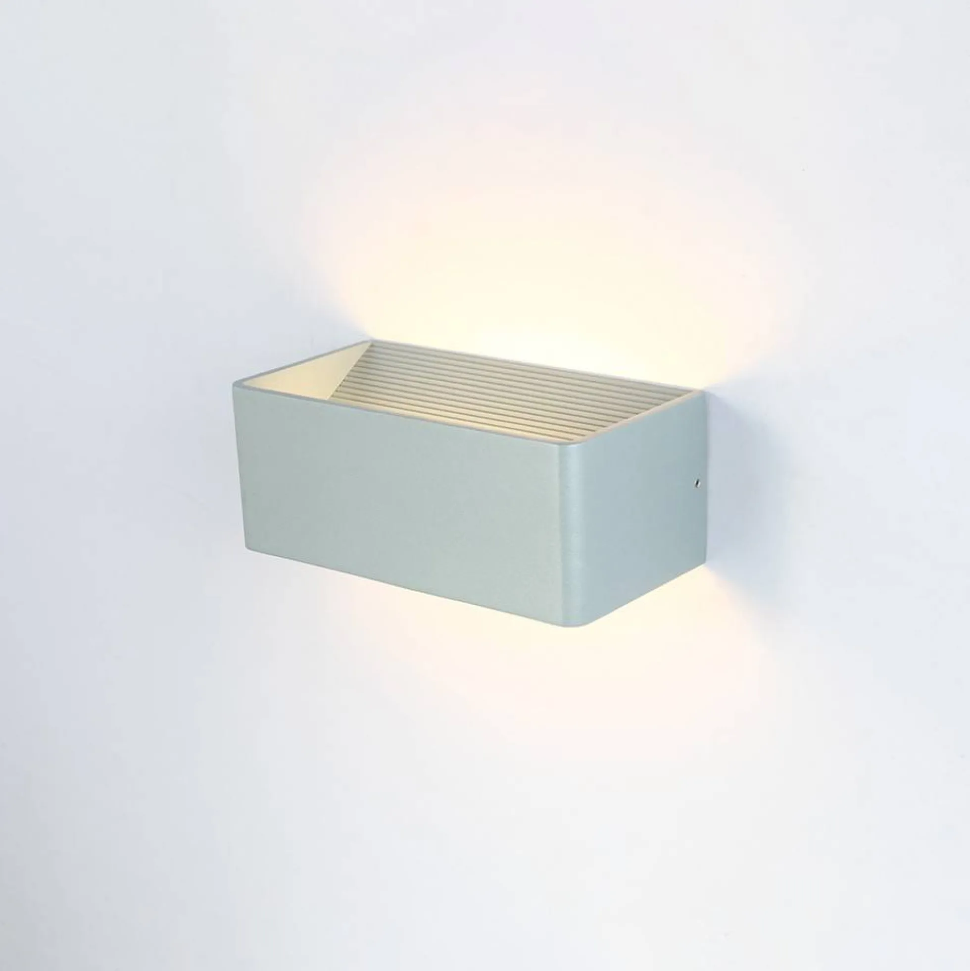 Aplique de pared LED nórdico "KARTIO" 6W 590 Lumens