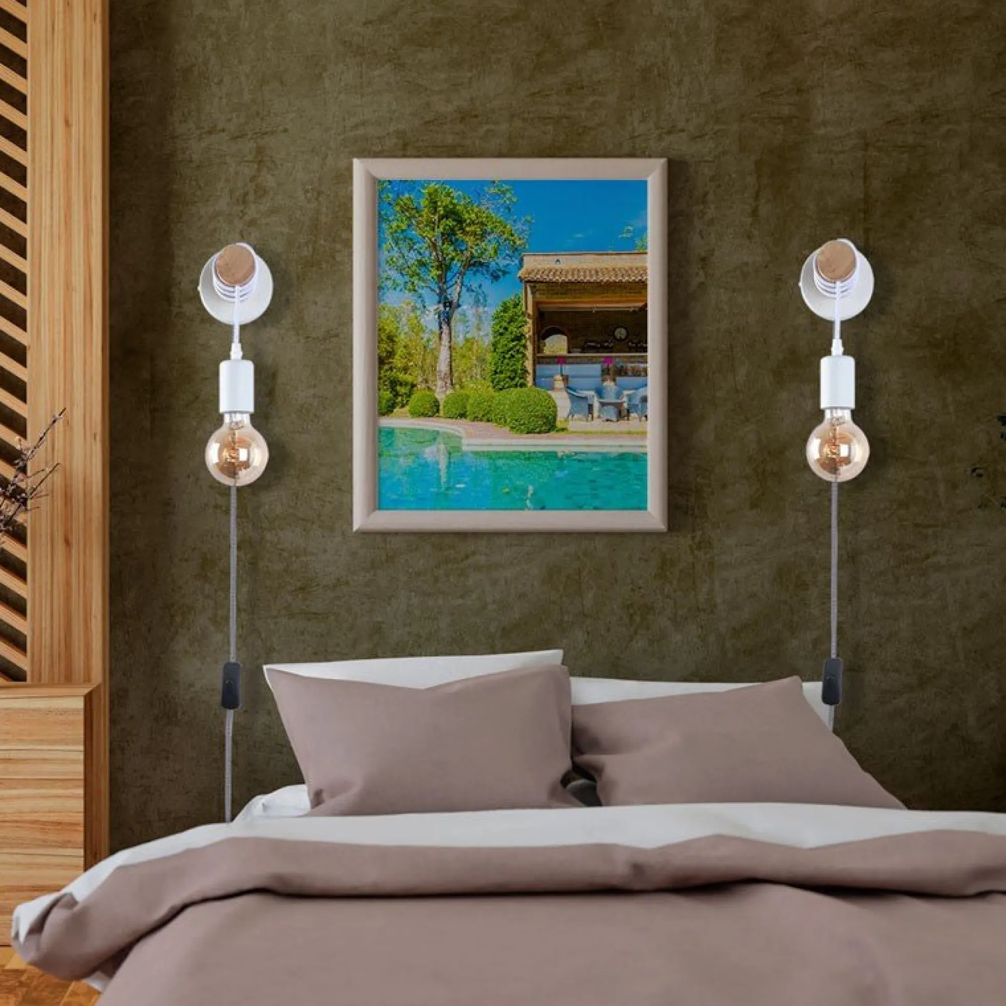 Aplique de pared madera con interruptor y enchufe "MILA"