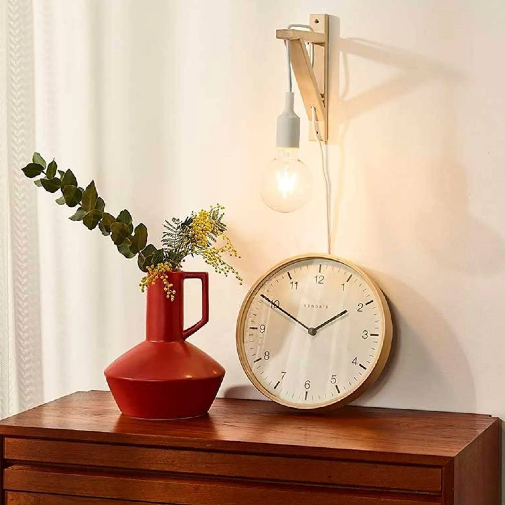 Aplique de pared nórdico "YOJO" -Escuadra de madera y colgante de silicona