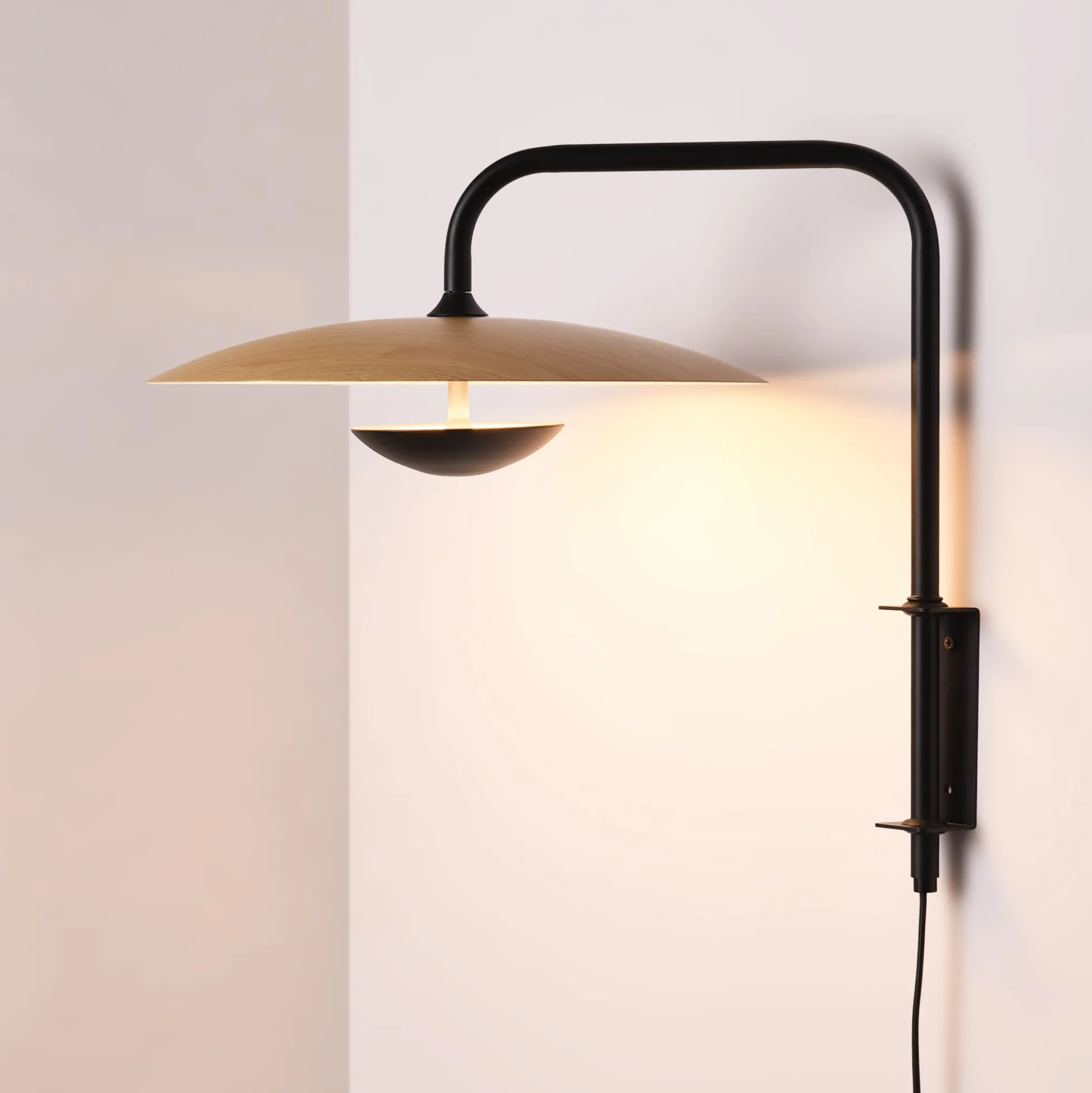 Aplique de pared orientable "GINNET" - 8W - 3000K