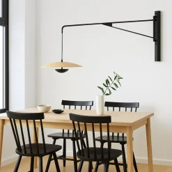 Aplique de pared orientable