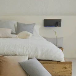 Aplique de pared para lectura con puerto USB 
