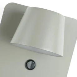 Aplique de pared para lectura con puerto USB 