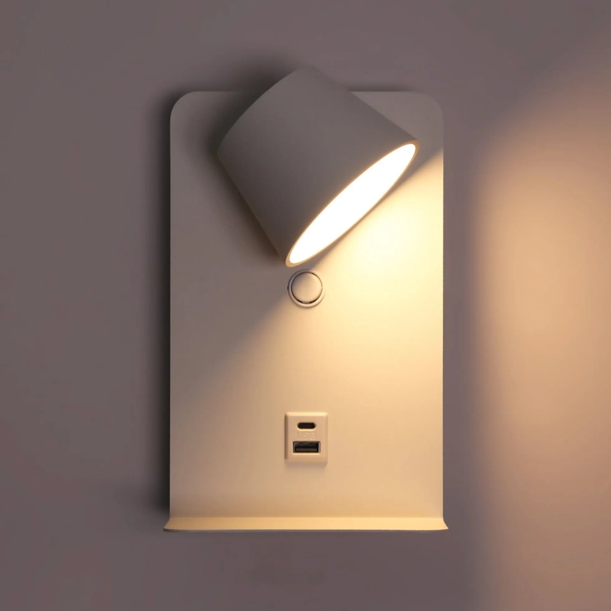 Aplique de pared para lectura "BASKOP" - Puerto USB + USB-C - 6W
