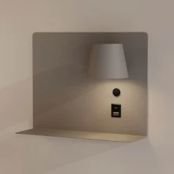 Aplique de pared para lectura con puerto USB y USBC 