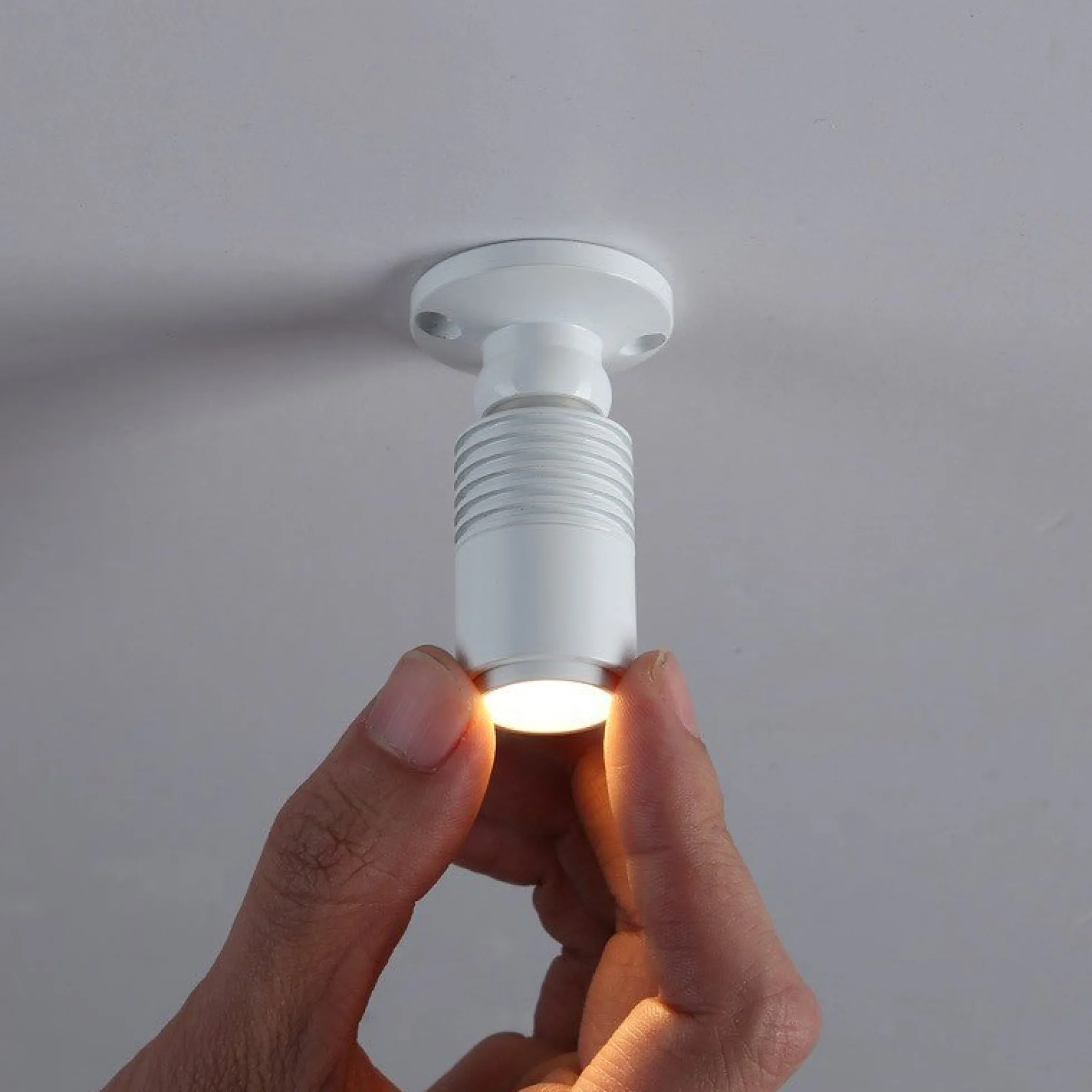 Aplique de techo con zoom - Orientable - 2700K - 3W