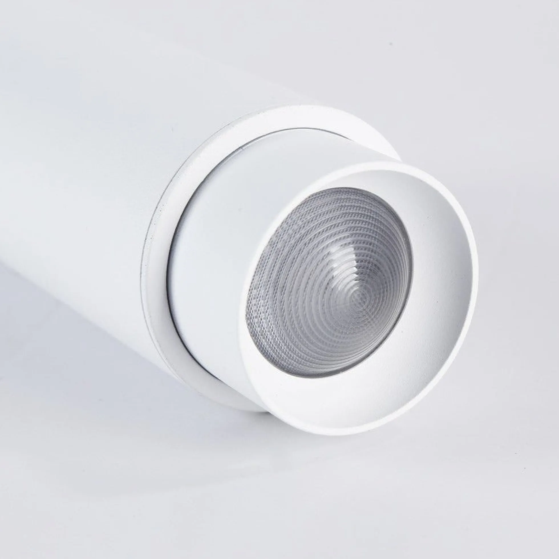 Aplique de techo LED 8W - Ángulo lumínico ajustable - 2800K