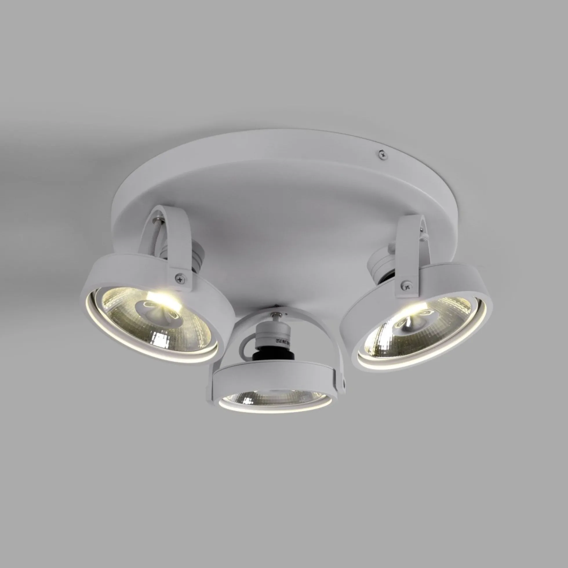 Aplique de techo triple orientable "IRIS 3" + 3 bombillas AR111