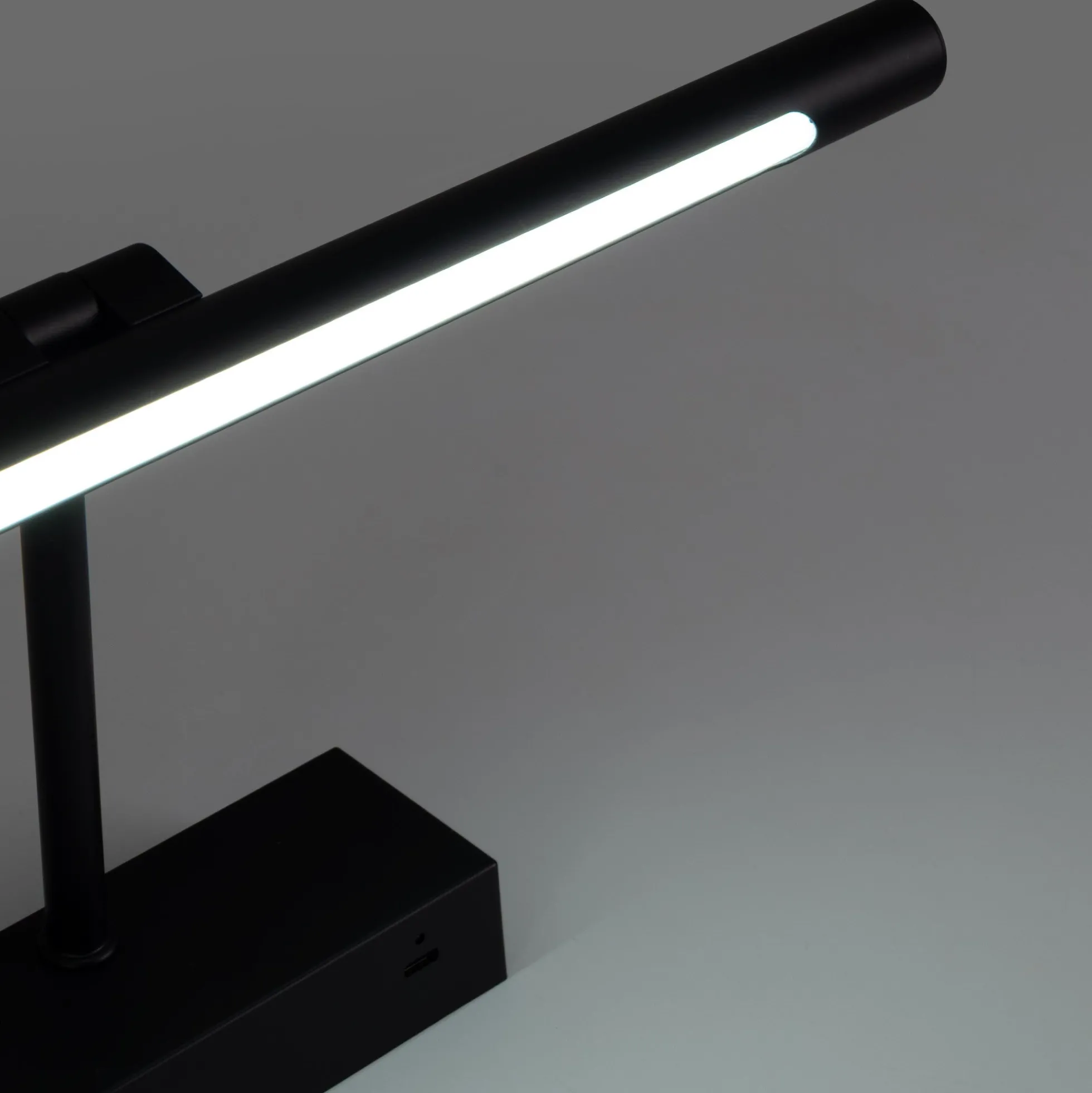 Aplique LED tubular con batería - 4W - Mando a distancia - CCT + DIM + Temporizador