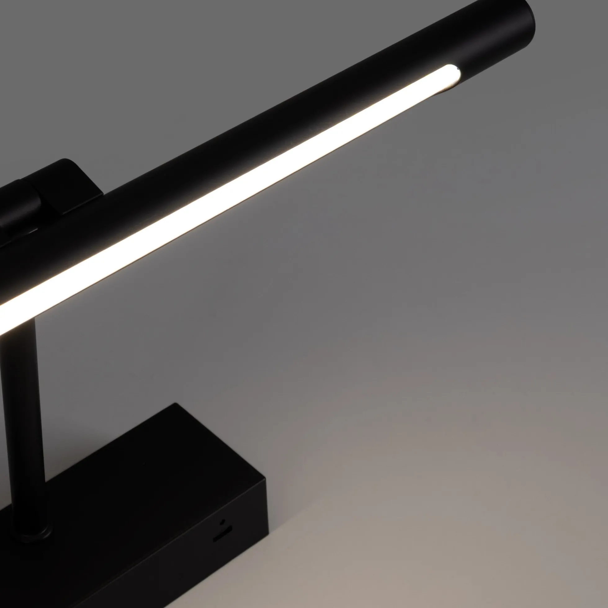 Aplique LED tubular con batería - 4W - Mando a distancia - CCT + DIM + Temporizador