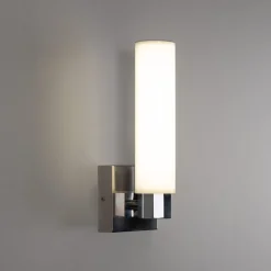 Aplique LED tubular para baño - 4W - 320lm - IP44