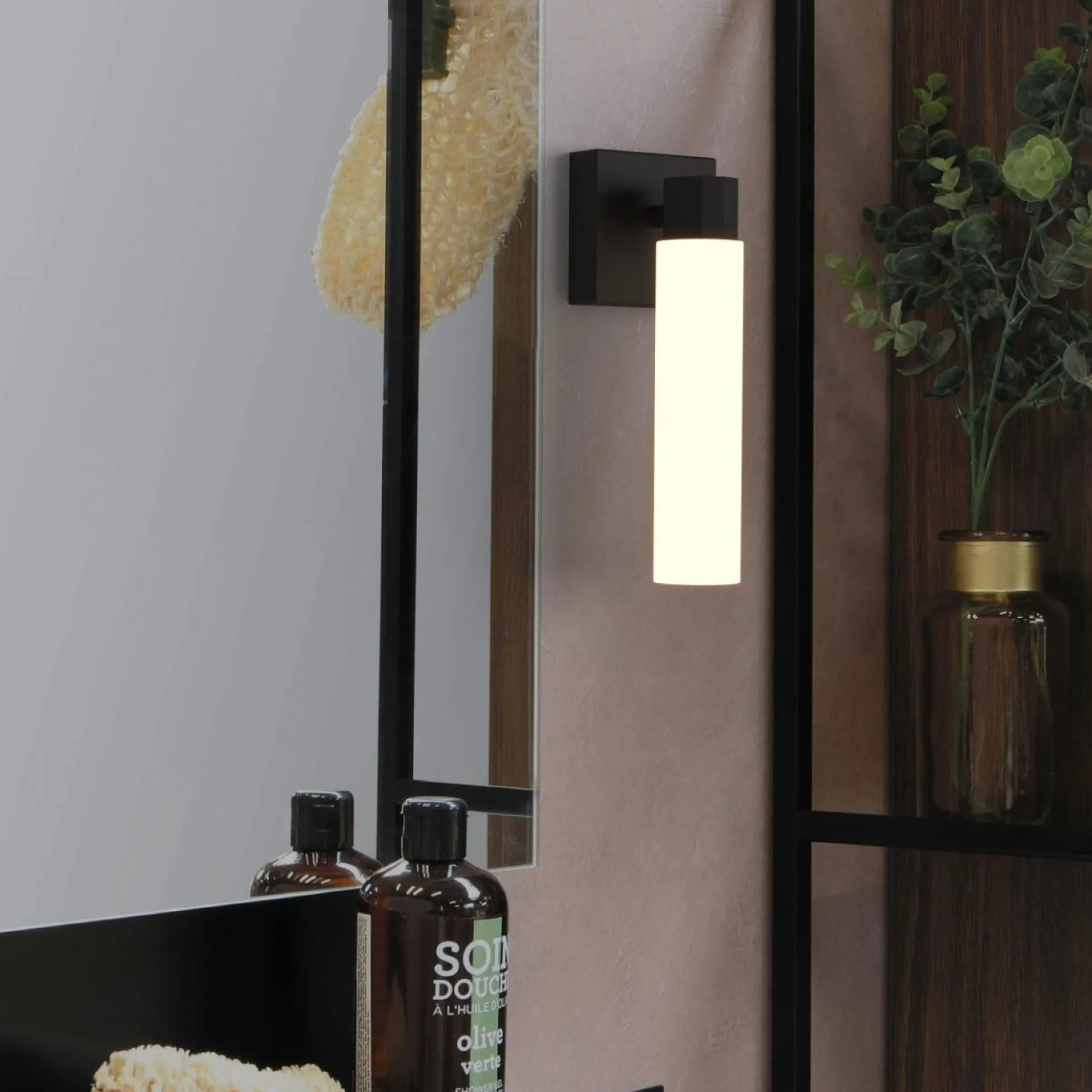 Aplique LED tubular para baño - 4W - 320lm - IP44