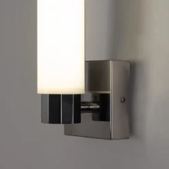 Aplique LED tubular para baño - 4W - 320lm - IP44