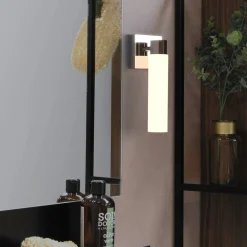Aplique LED tubular para baño - 4W - 320lm - IP44