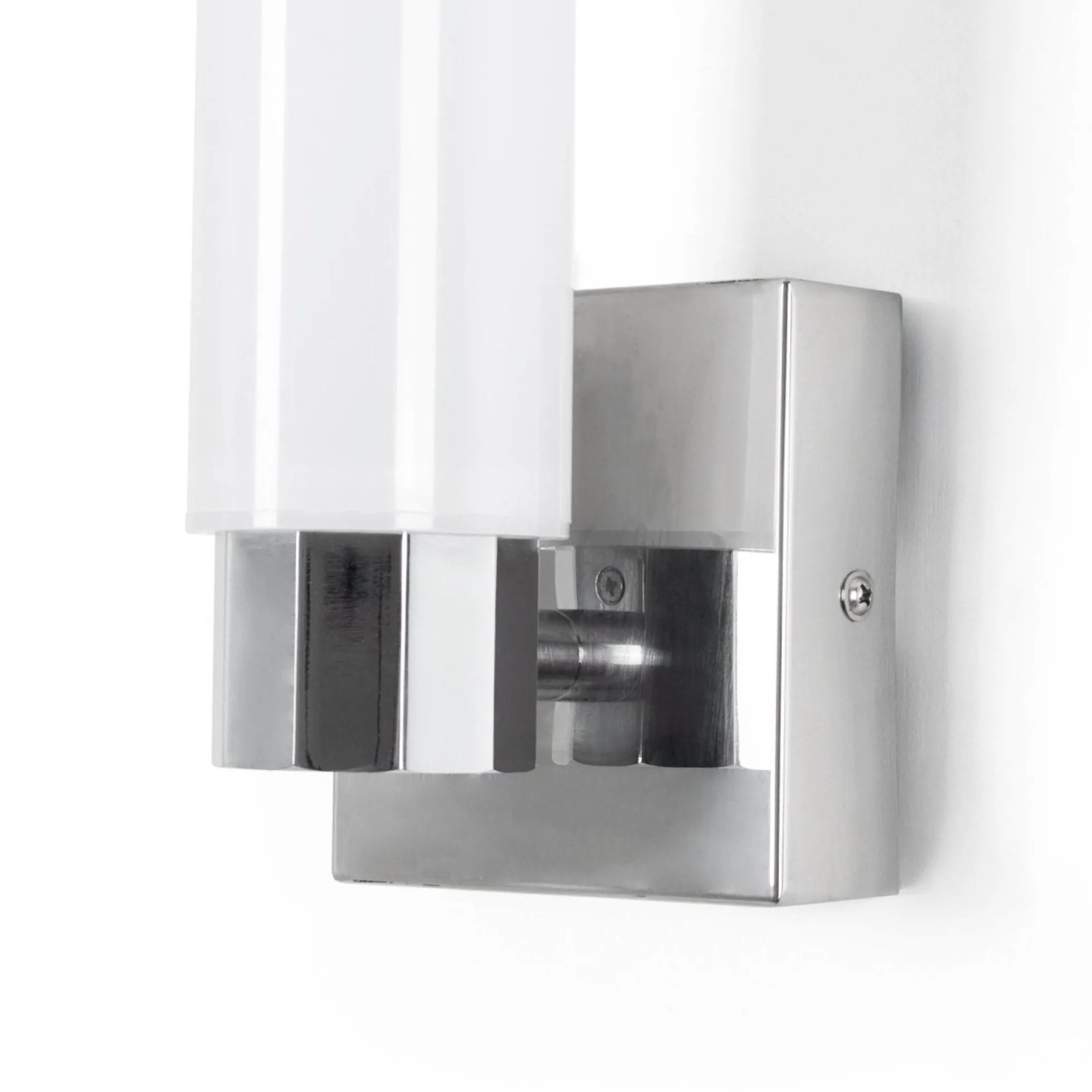 Aplique LED tubular para baño - 4W - 320lm - IP44