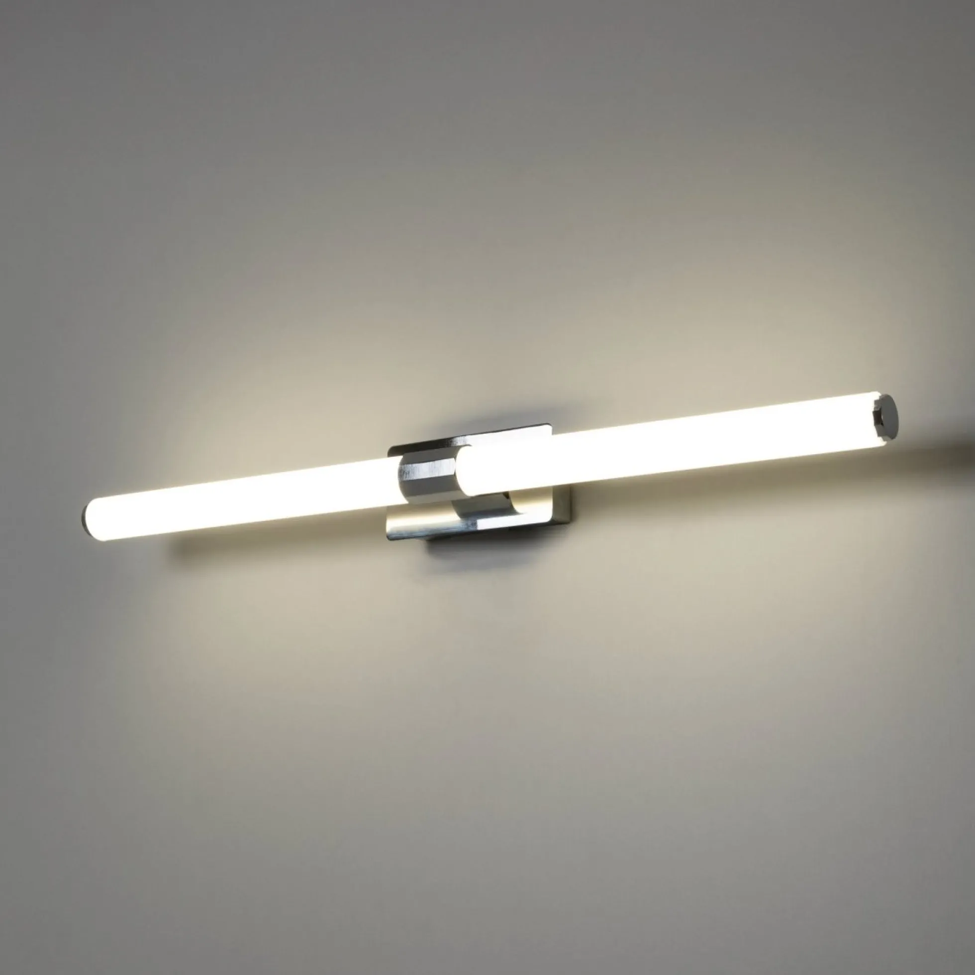 Aplique LED tubular para baño - 8W - IP44 - 60cm