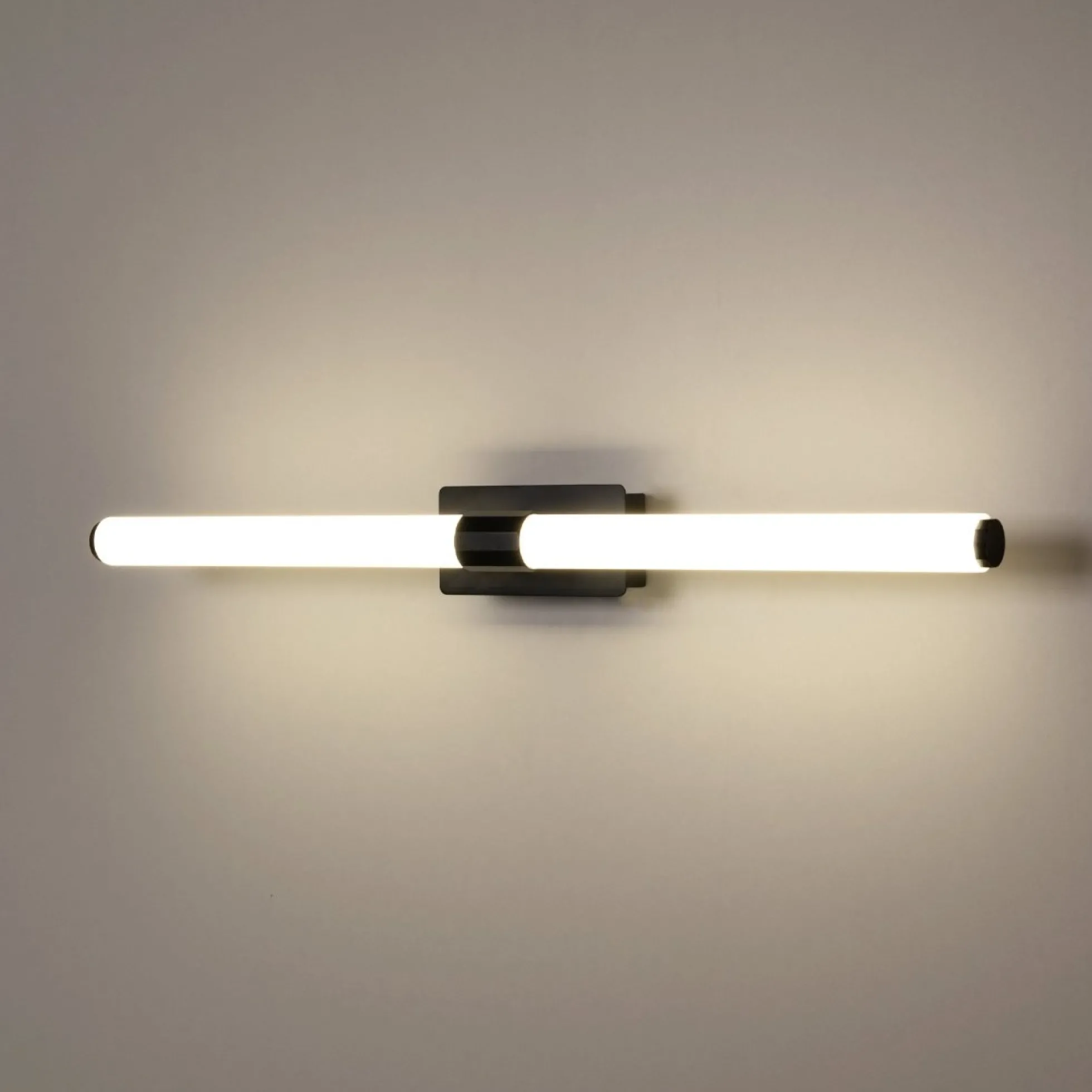 Aplique LED tubular para baño - 8W - IP44 - 60cm