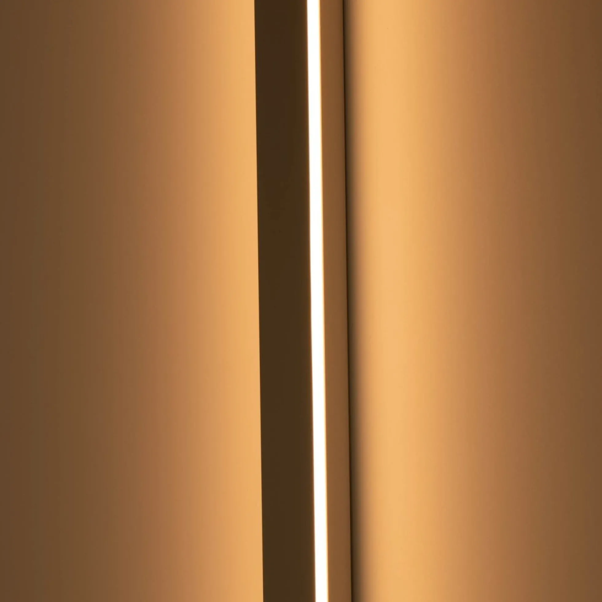 Aplique lineal de pared LED integrado - 33W - 150 cm - IP20