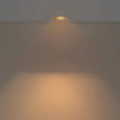 Aro downlight cuadrado asimétrico - Bajo UGR - Corte 85 x 85mm
