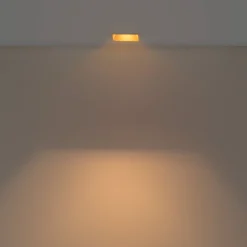 Aro downlight cuadrado asimétrico - Bajo UGR - Corte 85 x 85mm