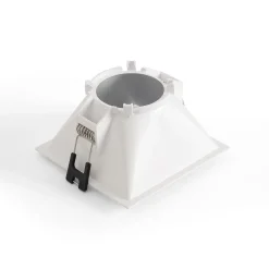 Aro downlight empotrable cuadrado - Bajo UGR - Corte 85 x 85mm