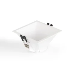 Aro downlight empotrable cuadrado - Bajo UGR - Corte 85 x 85mm