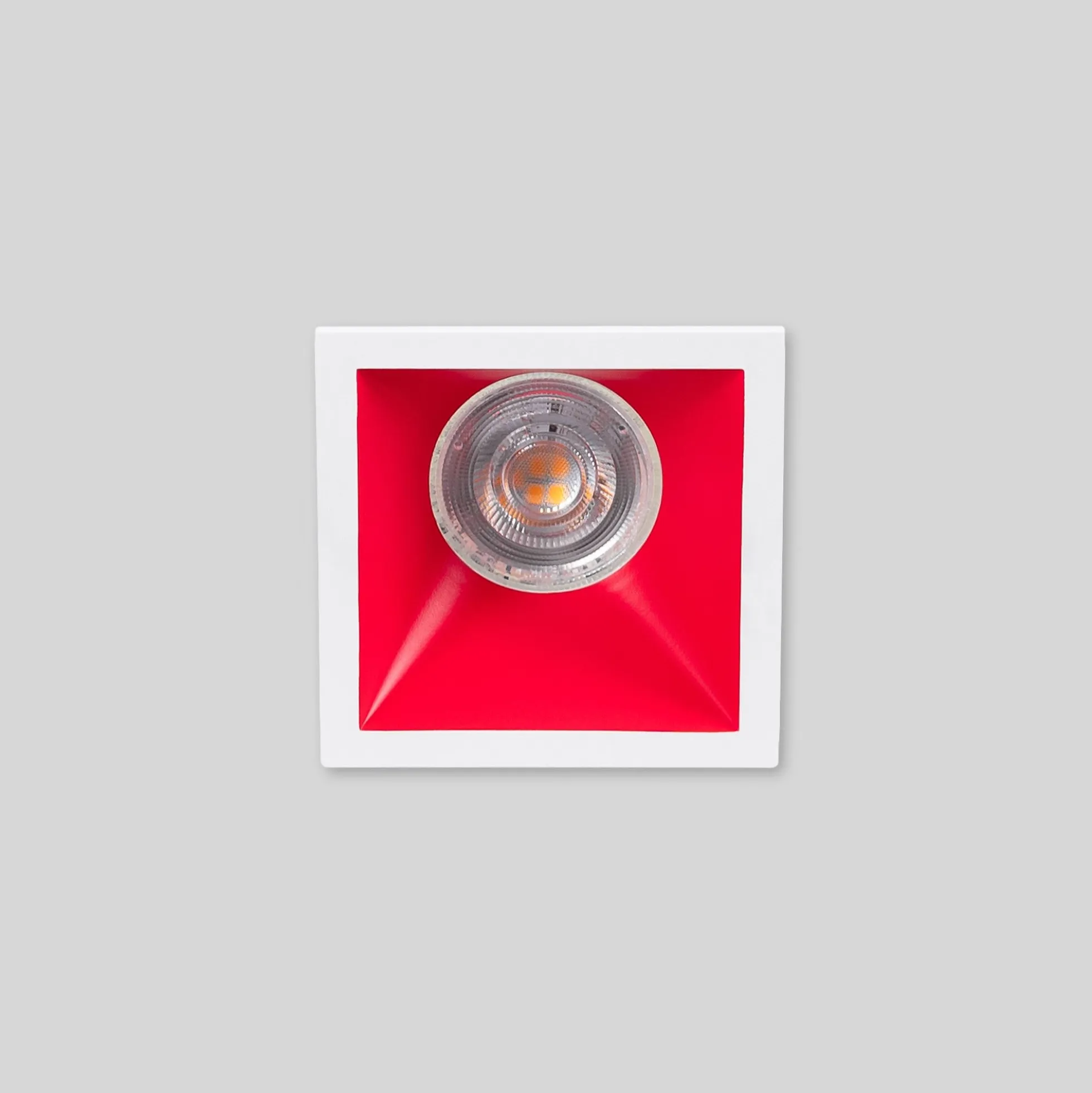 Aro downlight empotrable cuadrado - Bajo UGR - Corte 75 x 75mm