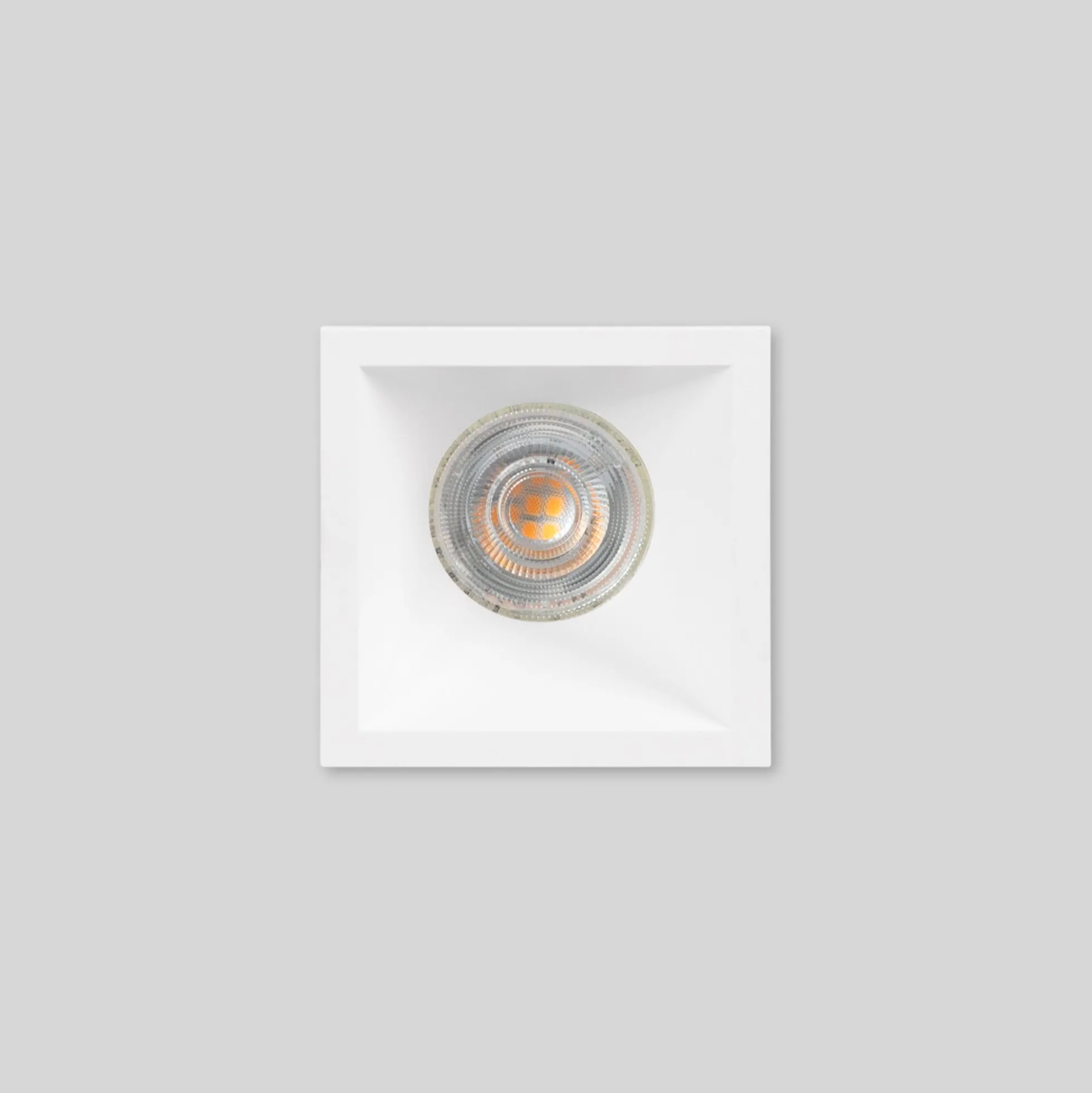 Aro downlight empotrable cuadrado - Bajo UGR - Corte 75 x 75mm