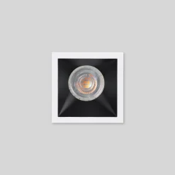 Aro downlight empotrable cuadrado - Bajo UGR - Corte 75 x 75mm