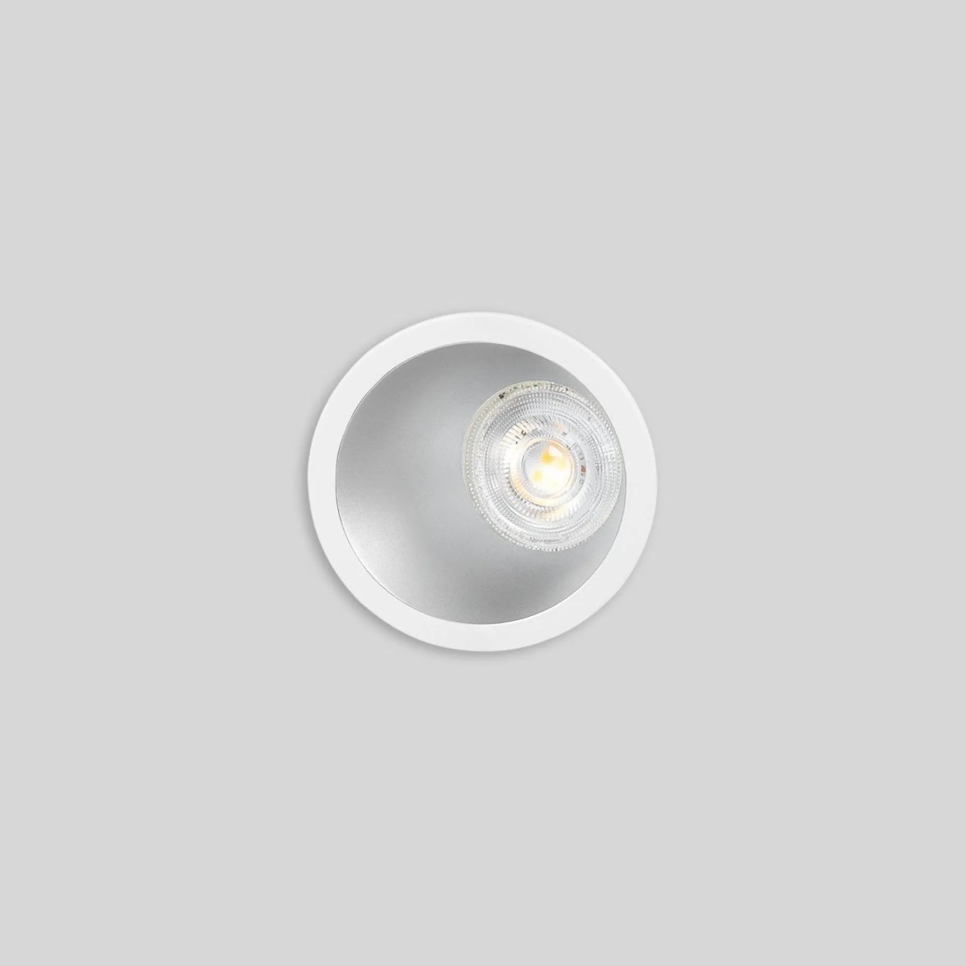Aro downlight redondo asimétrico - Bajo UGR - Corte Ø75mm